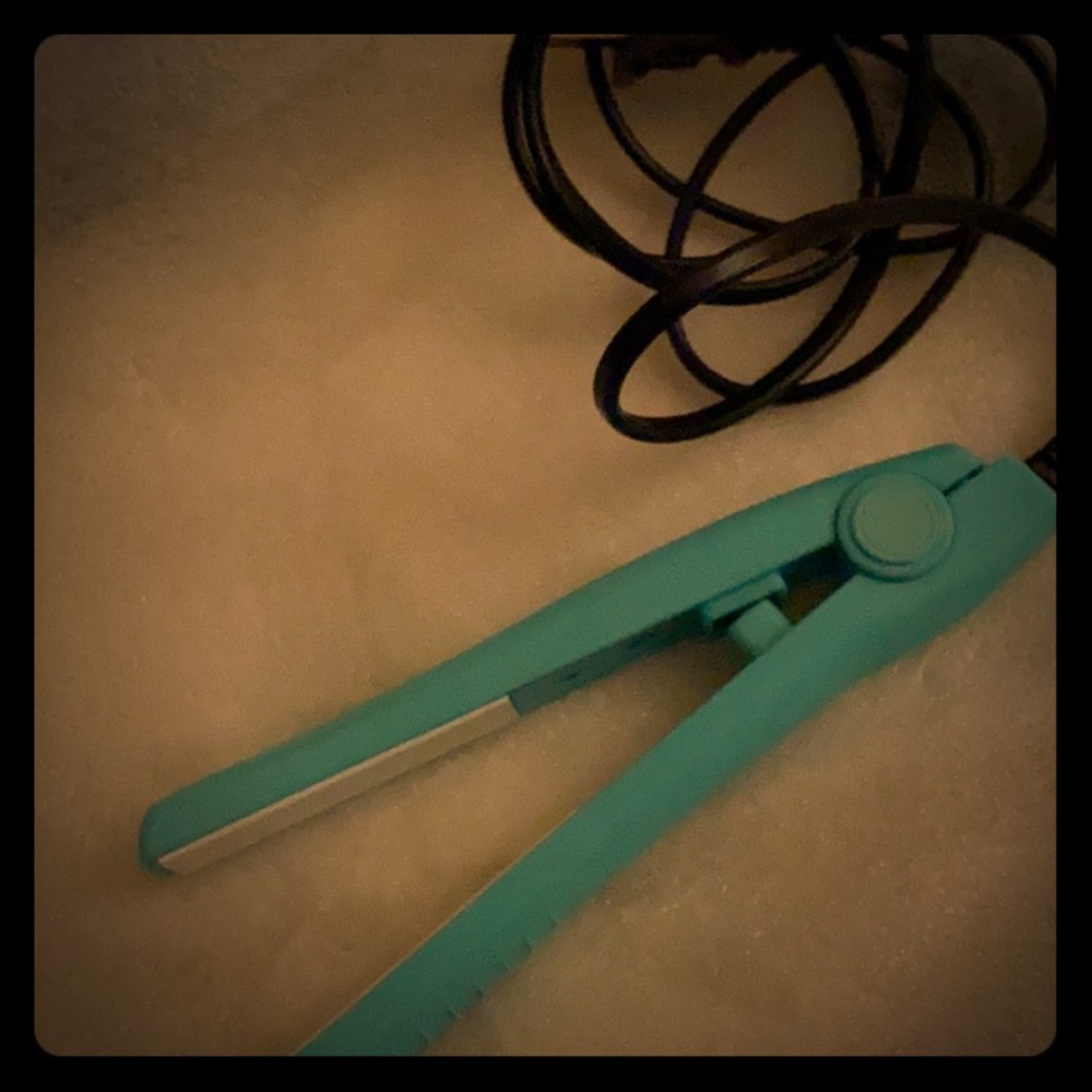 Flat iron